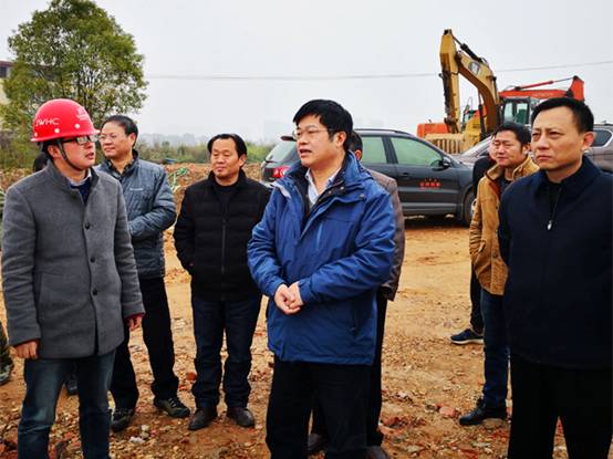 說明: E:\共享文件夾\禾河大道路堤結(jié)合改造工程施工2標段\項目進度圖片\領導檢查\2019.2.25水利廳廖瑞釗防汛檢查\未標題-1.jpg